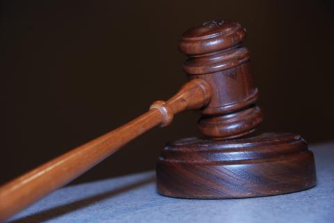5 години затвор за рецидивист за разпространение на хероин 5 години затвор за рецидивист за разпространение на хероин