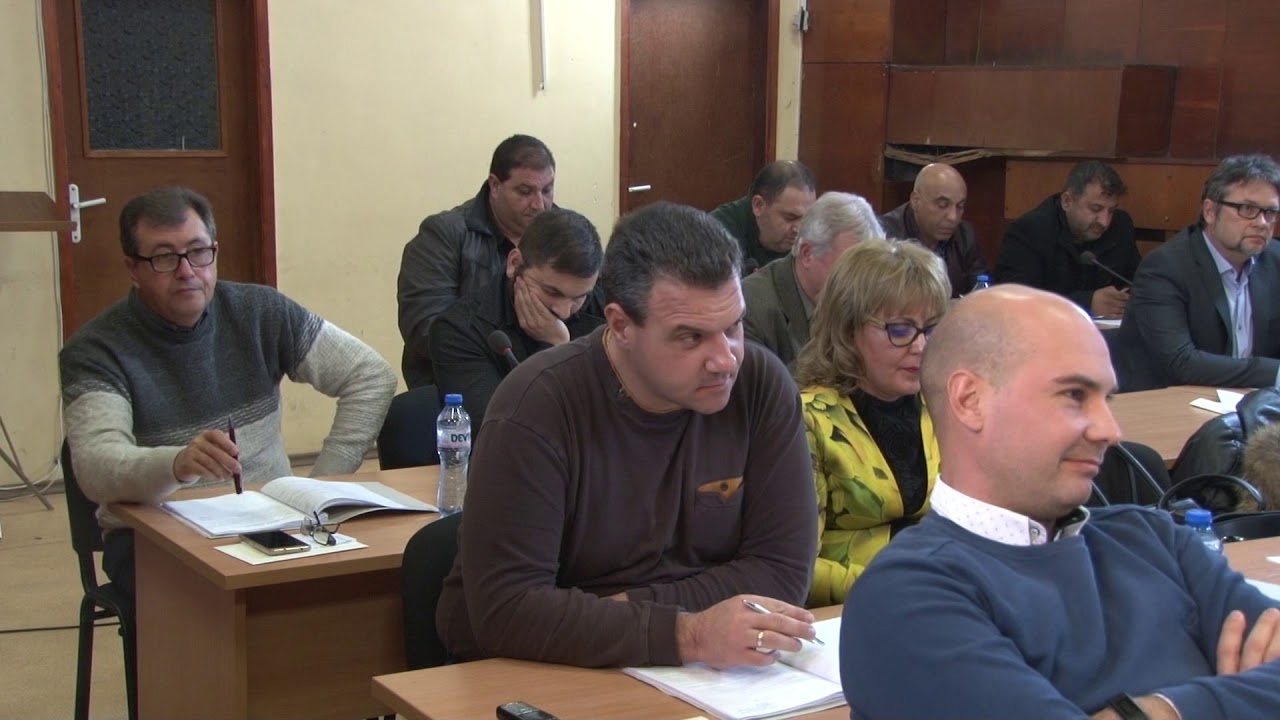 Общинските съветници на Чирпан, без ГЕРБ, „оставиха“ Георги Димитров Общинските съветници на Чирпан, без ГЕРБ, „оставиха“ Георги Димитров