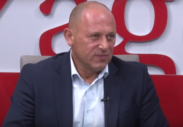 Инж. Стоян Петров: Управлението в Казанлък е едноличното и ощетява обикновените хора Инж. Стоян Петров: Управлението в Казанлък е едноличното и ощетява обикновените хора