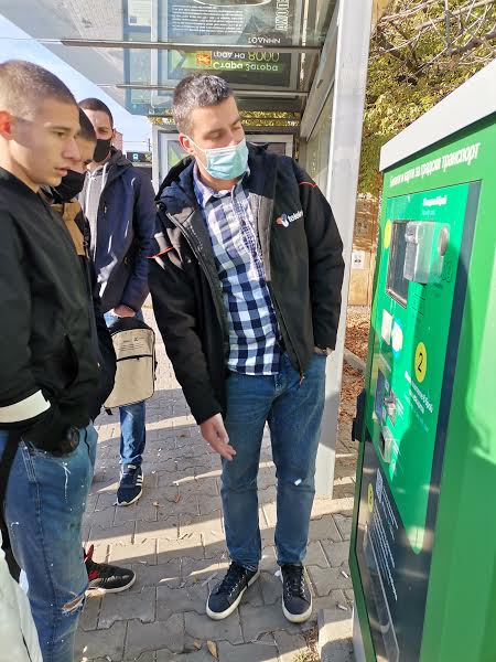 Старозагорски ученици се запознаха автоматизираната система за таксуване в градския транспорт Старозагорски ученици се запознаха автоматизираната система за таксуване в градския транспорт