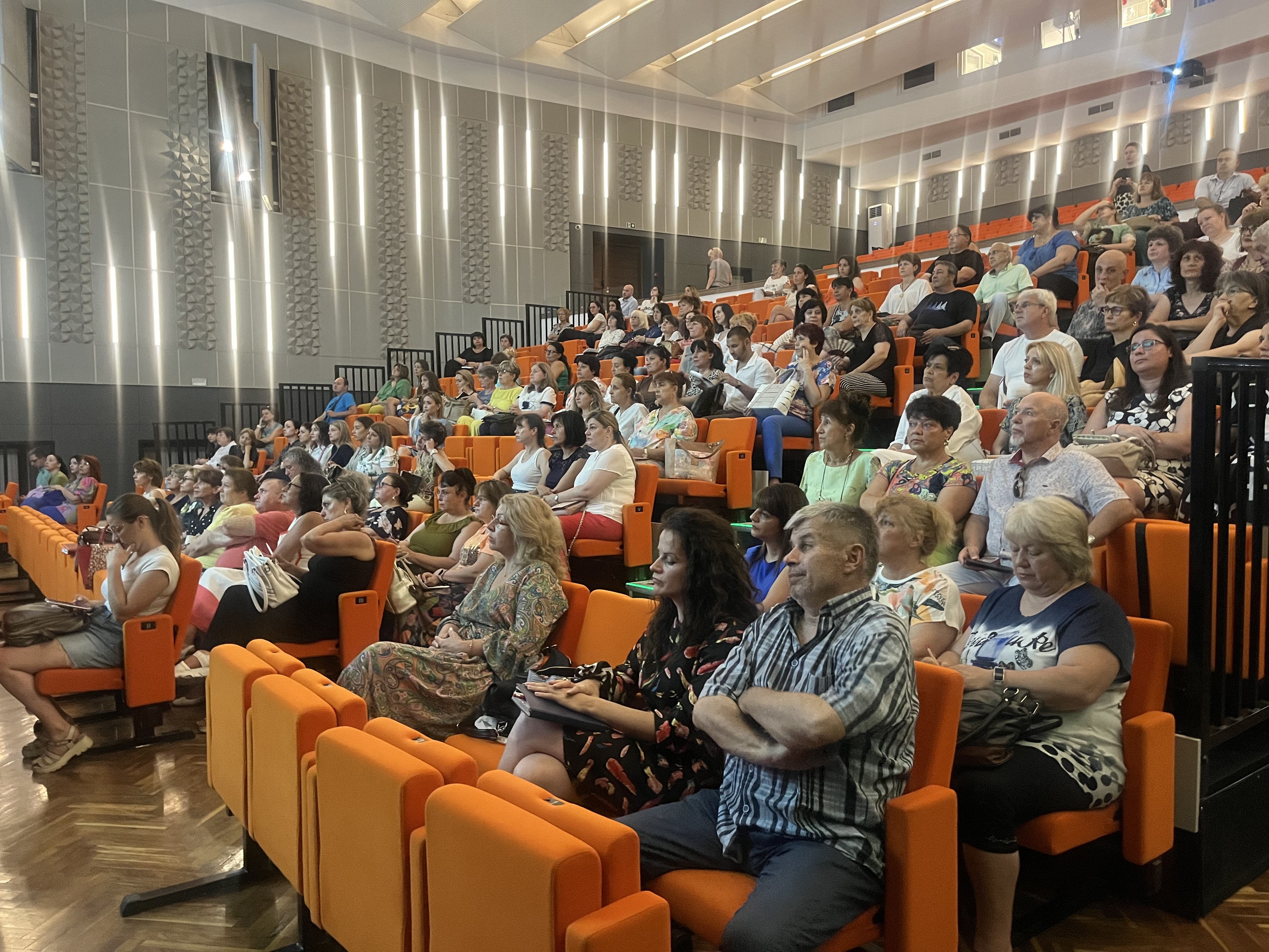 В Стара Загора директори и образователни експерти обсъждаха изграждането на STEM центрове в училищата В Стара Загора директори и образователни експерти обсъждаха изграждането на STEM центрове в училищата