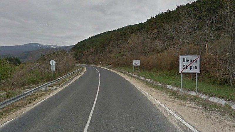Обсъждаха обходния път на Казанлък след тунела под Шипка