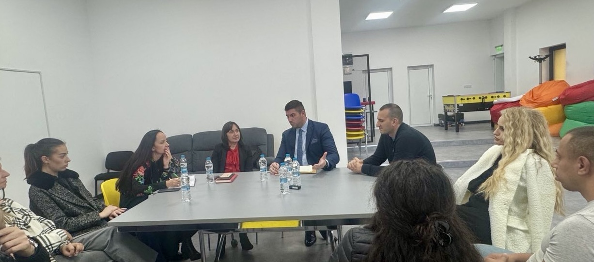 Нови усилия за по-активно включване на младежите в обществения живот