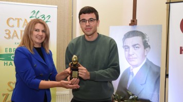 Зам.-кметът Милена Желева приветства Оливие Ришар Ханчев в Стара Загора