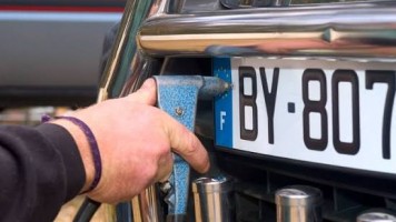 От днес започват да се прилагат измененията в наредбата на вътрешното министерство, касаеща регистрацията и отчета на МПС