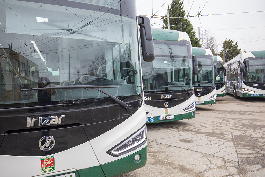 Автобусните линии до селата преминават на зимно разписание Автобусните линии до селата преминават на зимно разписание